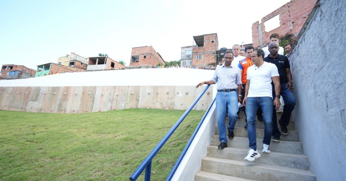 Encosta contida em Tubarão vai virar parque com quadra e academia
